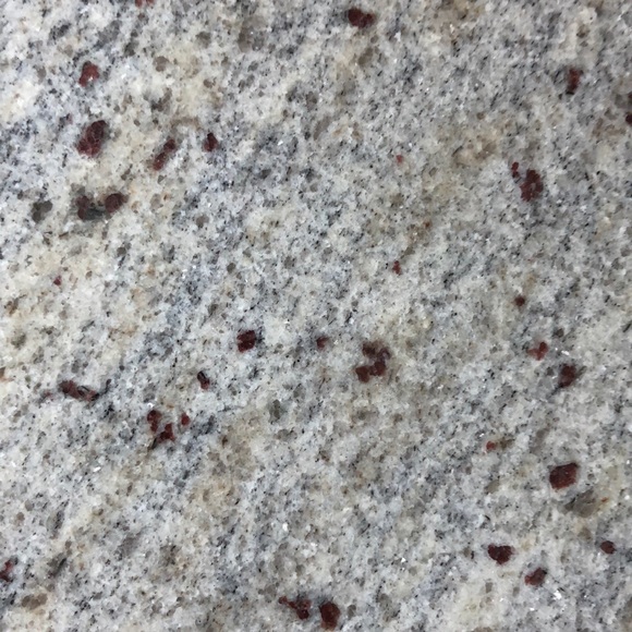 Meet your Posher, Karina - Picture 1 of 1